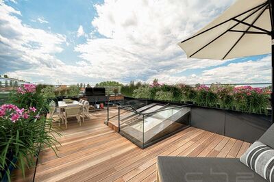 Ihr Traum-Penthouse in Berlin: Modernes Design mit malerischen Dachterrasse!