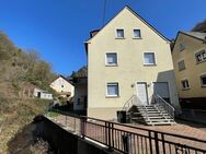 »» Zweifamilienhaus am idyllischen Bachverlauf «« - Sankt Goarshausen