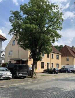 Solide Kapitalanlage: 2,5-Zimmer-Wohnung in kleinem Mehrparteienhaus - Buxtehude