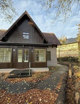 "Erstbezug nach Sanierung"- Wohnen im historischen EFH in Johannisthal ***2 Bäder***großer Garten*** - Berlin