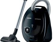 SIEMENS Bodenstaubsauger synchropower VS06A212, Made in Germany, Hygiene-Filter, kompakt, 600 W, mit Beutel, hohe Saugkraft, spezielle Hartbodendüse, integriertes Zubehör, schwarz