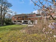 Elegante Villa mit 2 Einheiten und großem Panoramagrundstück - Bopfingen