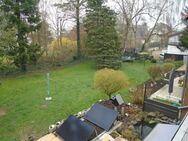 Mit Gartennutzung ! Attraktive Dreizimmerwohnung im 1 OG mit großem, ruhigen Balkon ! - Dortmund
