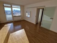 Freies charmantes 1 Zi Appartment in Frankfurt am Main mit großem Balkon ohne Makler - Frankfurt (Main)