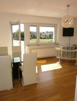 Düsseldorf-Hamm/Medienhafen/Unterbilk: 2-Zimmer-Luxus-Wohnung ! - Düsseldorf