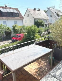 Für Stadtliebhaber! Freistehendes Einfamilienhaus mit Balkon & Garten! - Ebersbach (Fils)