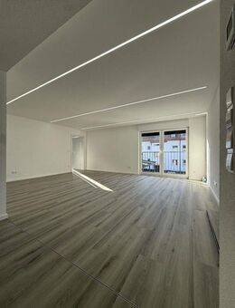 Helle große 5 Zimmer Wohnung - Schwäbisch Gmünd