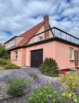 Großzügige Doppelhaushälfte mit großem Garten in Stralsund - Stralsund