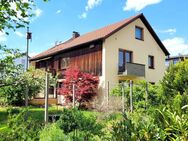 Wunderbar großzügig, einladend und grundsolide: Charmantes XXL-Familienhaus mit tollem Garten in Bestlage von Möhrendorf - Möhrendorf