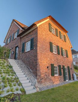 Reetdachvillen am Schloss - Traumferienhaus im Herzen von Lohme (Rügen) - Lohme