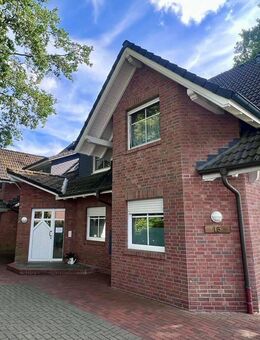 Vollständig renovierte gemütliche 5-Zimmer-Maisonette-Wohnung mit Balkon, Carport und Einbauküche - Eggermühlen