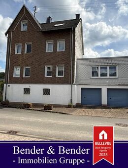 Viel Platz für die Familie - großzügiges Einfamilienhaus mit Wintergarten, Pool und zwei Garagen! - Herdorf