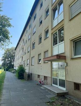 3-Zimmerwohnung im 1. OG mit Balkon! - Frankfurt (Main)