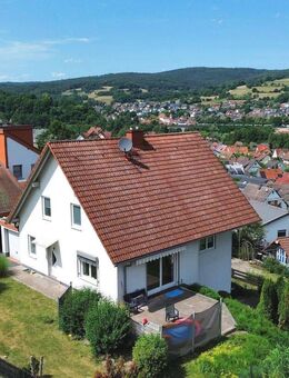 Zuhause im Einfamilienhaus, Rendite aus der Einliegerwohnung - Partenstein