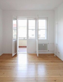 Bezugsfreie 3-Zimmer Wohnung mit Balkon: In grüner und dennoch zentraler Lage von Berlin-Zehlendorf - Berlin