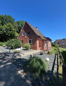 Hübsches Wohnhaus mit hochwertiger Einbauküche und Carport - Basdahl