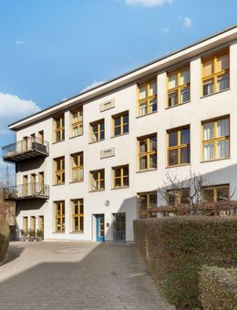 Exklusive Designerwohnung mit Loftcharakter und Privatgarten in denkmalgeschützten Puccini-Hofgärten - Berlin