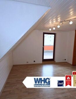 2-Zimmer-Wohnung mit großem Balkon, ausgebautem DG und Pkw-Stellplatz - Freiberg (Neckar)
