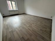 1 OG !! Balkon - gut geschnittene 2-Zimmer-Whg. u.v.m. - Chemnitz