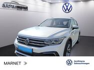 VW Tiguan, 2.0 TSI R-Line, Jahr 2021 - Bad Nauheim