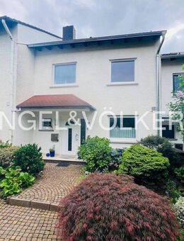Familienfreundliches Reihenmittelhaus mit Garage in Feldrandlage - Wiesbaden