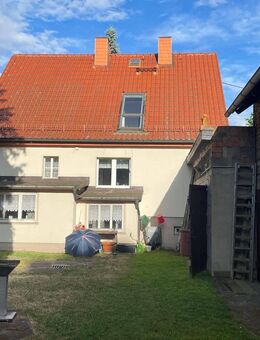 GROSSZÜGIGES EINFAMILIENHAUS MIT GROSSEM GRUNDSTÜCK IN EMLEBEN - Emleben