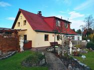 Doppelhaushälfte auf Pachtgrundstück mit Garage, Pool, Sauna, Werkstatt - sehr gepflegt! - Berlin