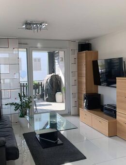 Schöner Wohnen mit Balkon und TG Stellplatz! - Böblingen