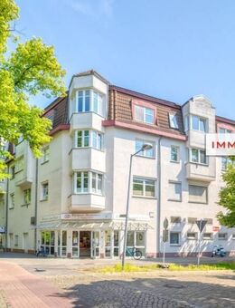 IMMOBERLIN.DE - Sonnige Wohnung mit Lift & Pkw-Stellplatz in zentraler Ortskernlage - Hennigsdorf