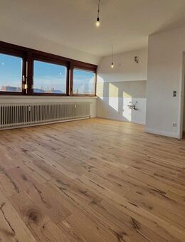 Traumwohnung: 2-Zimmerwohnung nach Sanierung in Hemelingen - Bremen