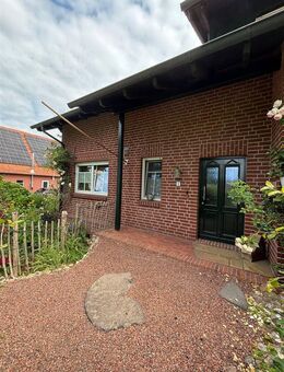 Wohnen im Grünen - großzügige Obergeschosswohnung mit privatem Eingangsbereich - Vreden