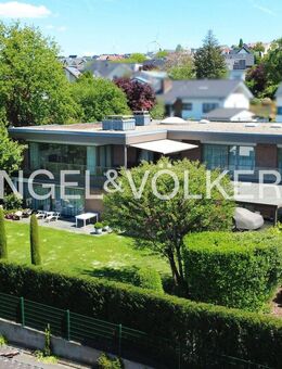 Imposante Unternehmervilla mit Traumblick - Nieder-Olm