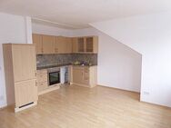 Ideal gelegen, mit grüner Aussicht und Veste-Blick: 1-Zimmer-Apartment mit EBK und TG-Stellplatz Nähe Zentrum - Coburg