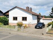 Wohlfühlhaus für große Familien! Sehenswert ... Schönes Grundstück mit Blick auf Felder und Wiesen. - Schwedelbach