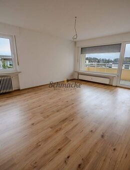 Zentral gelegene 4,5-Zimmer-Wohnung mit Weitblick und Garage im Hagener Hochschulviertel/Boloh - Hagen (Stadt der FernUniversität)