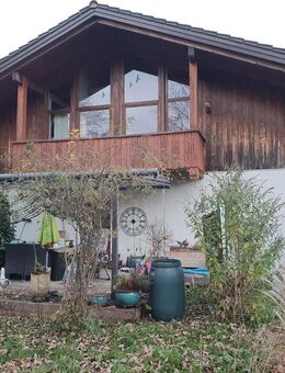 Sie suche ein Haus mit viel Platz und einer Einliegerwohnung mit großem Garten. - Ainring