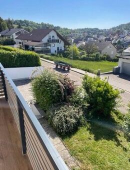 Top-gepflegtes Einfamilienhaus mit traumhaften Blick - demnächst bezugsfrei - Nittendorf (Markt)