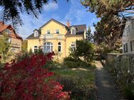 Villa - in zentraler Lage von Radebeul/West an den Weinbergen - Radebeul