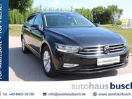 VW Passat Variant, 1.5 TSI Business Massage, Jahr 2023 - Pförring