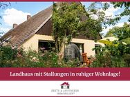 Landhaus (3 Wohneinheiten) mit Stallungen in ruhiger Wohnlage! - Warstein