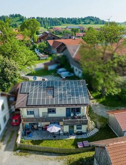 Mehrfamilienhaus mit drei Einheiten, PV-Anlage und weiterer Bebauungsmöglichkeit in Burggen! - Burggen