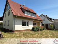 Praktisches Zweifamilienhaus mit Garage und vielem mehr in ruhiger Lage von Lauf links - Lauf (Pegnitz)