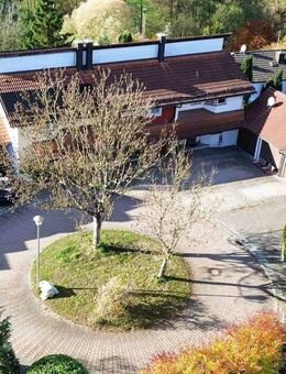 Sofort bezugsfrei! Architekteneckhaus in familienfreundlicher Sackgasse mit Garagenstellplatz! - Isen