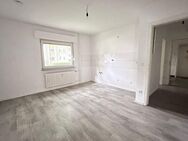 Frisch renovierte 2-Zimmer Wohnung mit großer Wohnküche - Duisburg