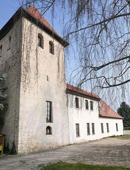 Vollvermietete Kirche mit exklusiver Turmwohnung in idyllischer Wohnlage! - Könnern