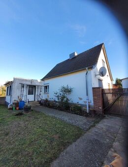 Einfamilienhaus mit großem Grundstück - Schwedt (Oder) Zentrum