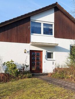 Großzügiges Einfamilienhaus in ruhiger Wohnlage mit unverbaubarer - Eisenberg (Pfalz)
