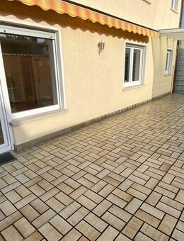 Schöne 3 ZW + Esszimmer mit 35 m² Terrasse in ruhiger Lage - Frankfurt (Main)