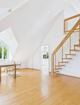 Elegante Galeriewohnung mit ruhigem Südbalkon in Waldtrudering - München