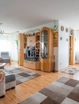 Großzügige 4,5-Zimmer-Wohnung mit zwei Balkonen und Fernblick - Backnang